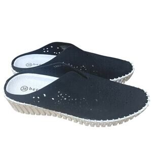 Bernie Mev Tina Women's Size 6 Slip-on Black Mules Cushioned Comfort Shoes